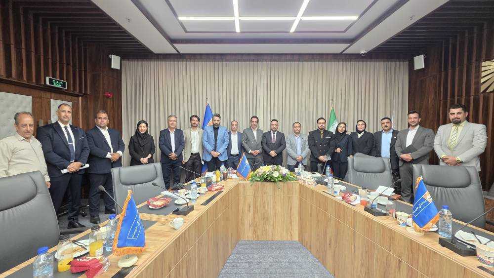 نشست هماندیشی مدیرعامل و مدیران ارشد شبکه فروش بیمه زندگی خاورمیانه